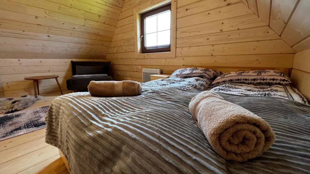 Styry Pory Roku Apartamento Groń Exterior foto