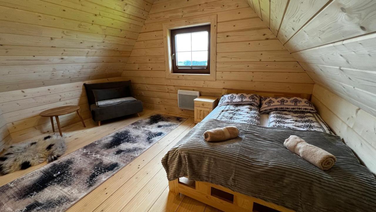 Styry Pory Roku Apartamento Groń Exterior foto