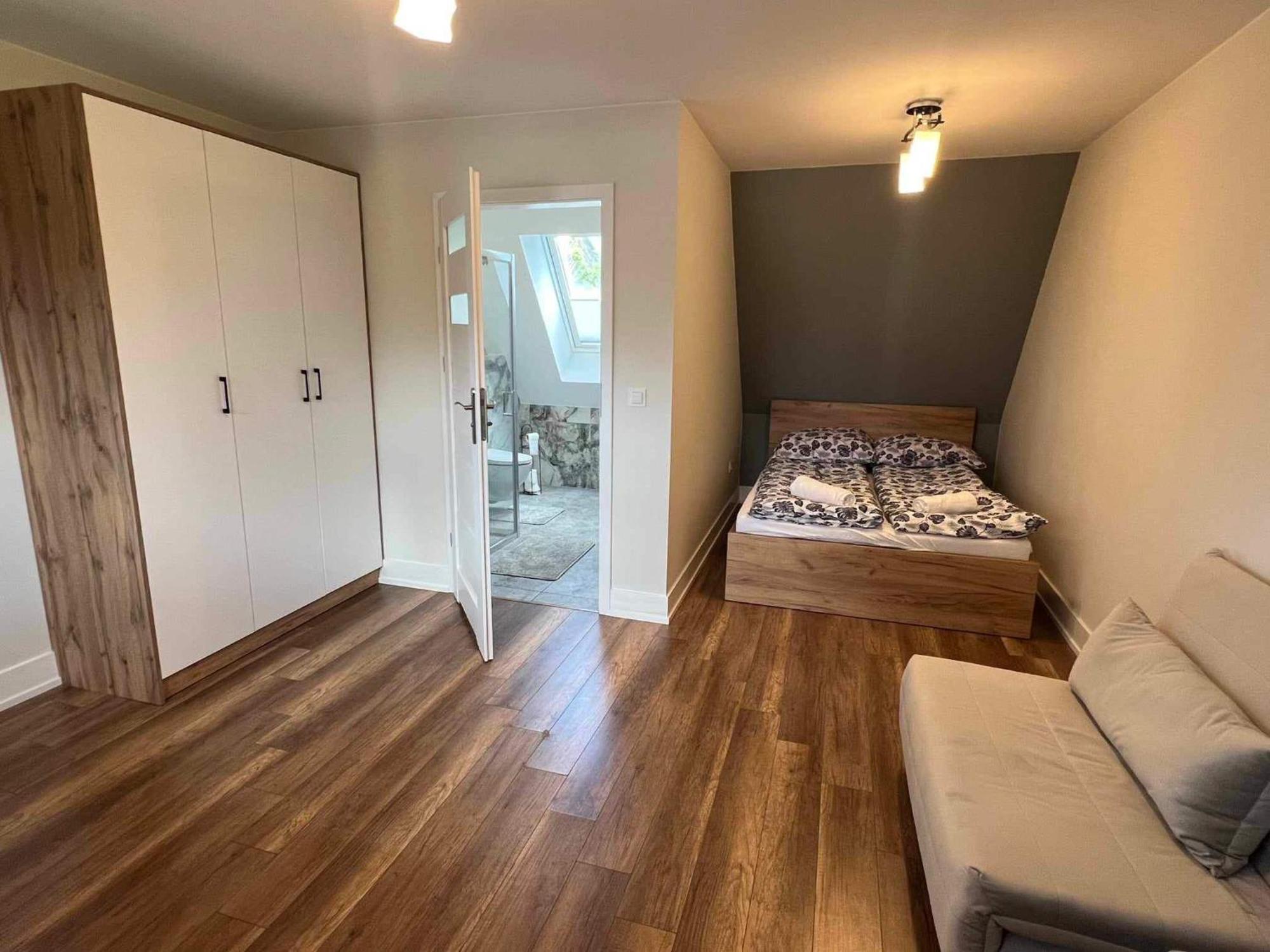 Styry Pory Roku Apartamento Groń Exterior foto